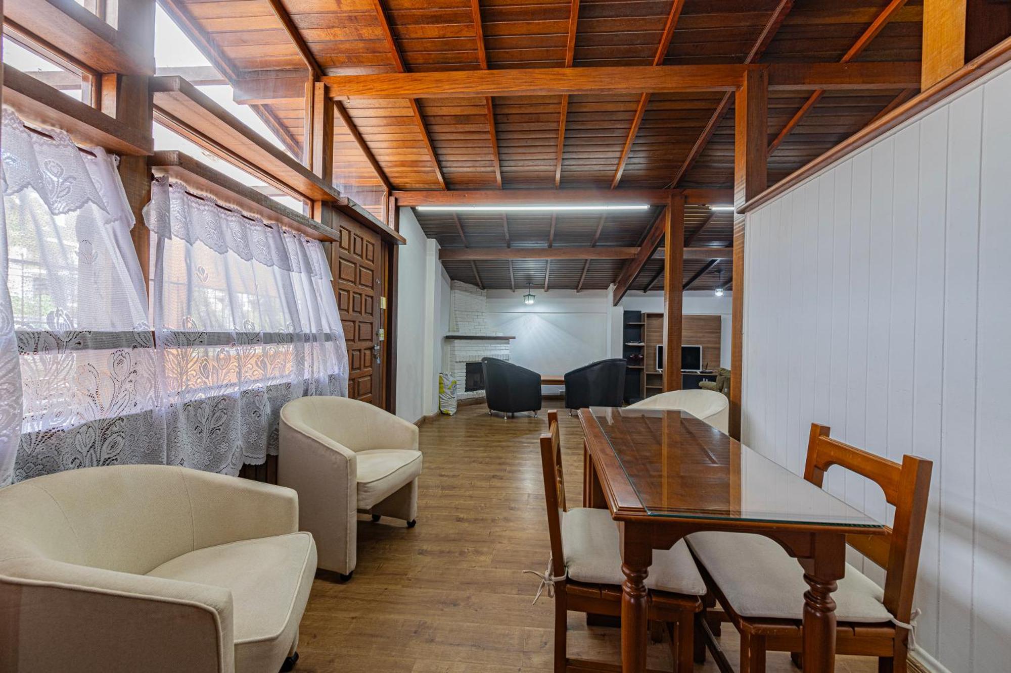Casa Campos - Grande Hotel, Capivari, Rodoviária *